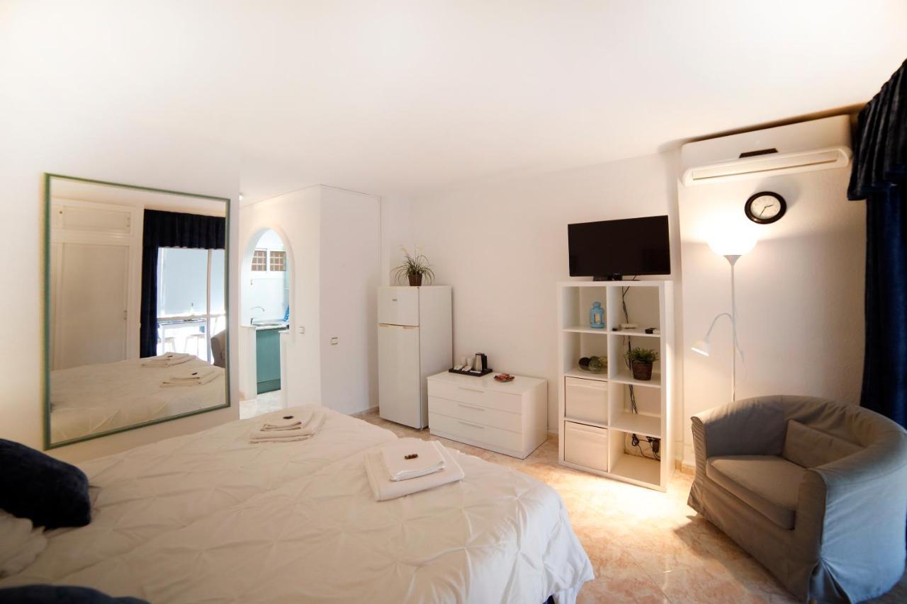 Apartamentos Dc เบนัลมาเดนา ภายนอก รูปภาพ